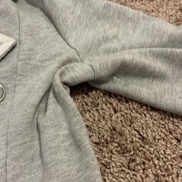 J.J. Basics Blazer - Picture 5 of 6